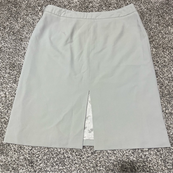 Giorgio Armani Business Casual Skirt W/ Back Slit, Size 46 Grey / Beige - Picture 9 of 10